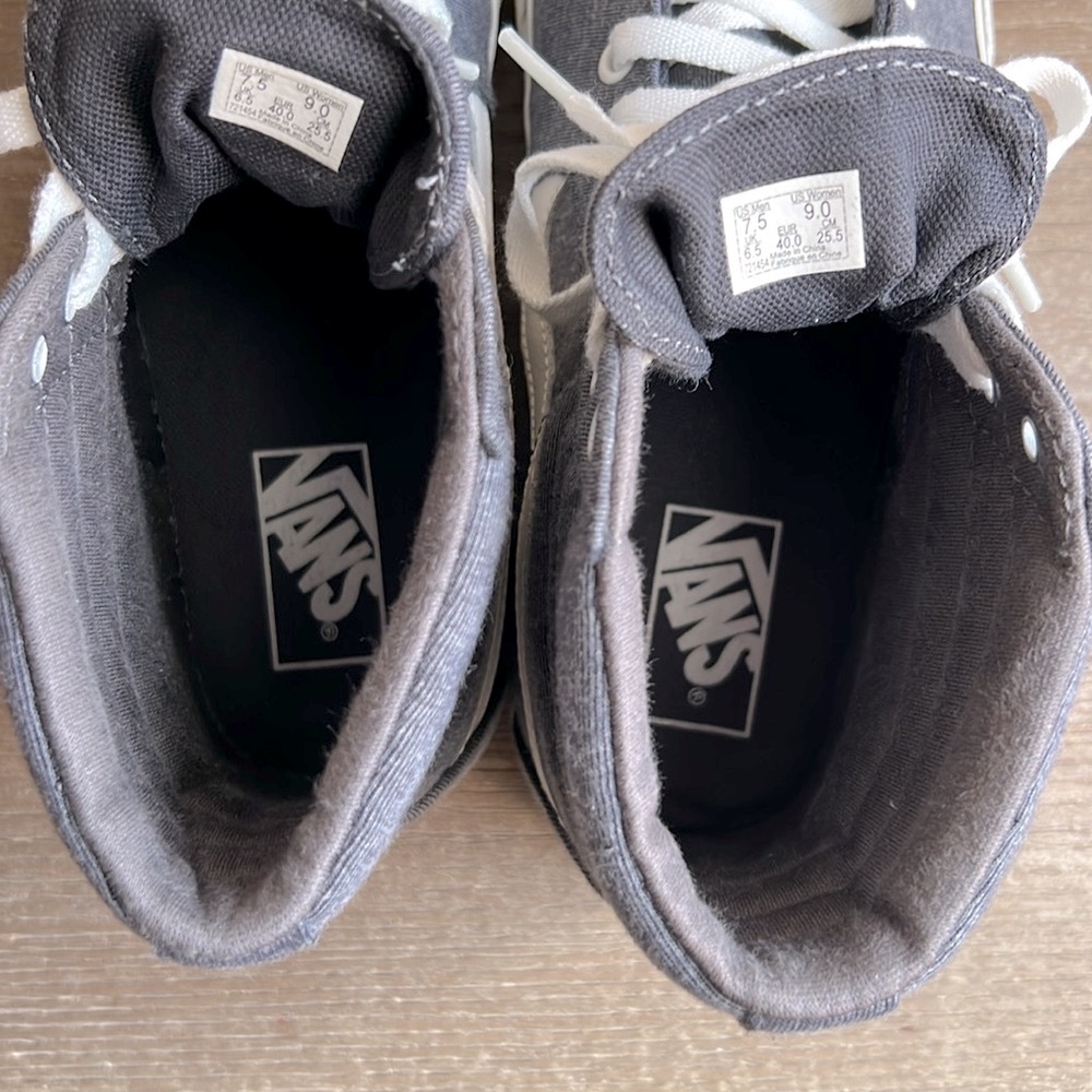 NWOT Vans Sk8-Hi Jersey Sneaker - Picture 8 of 9